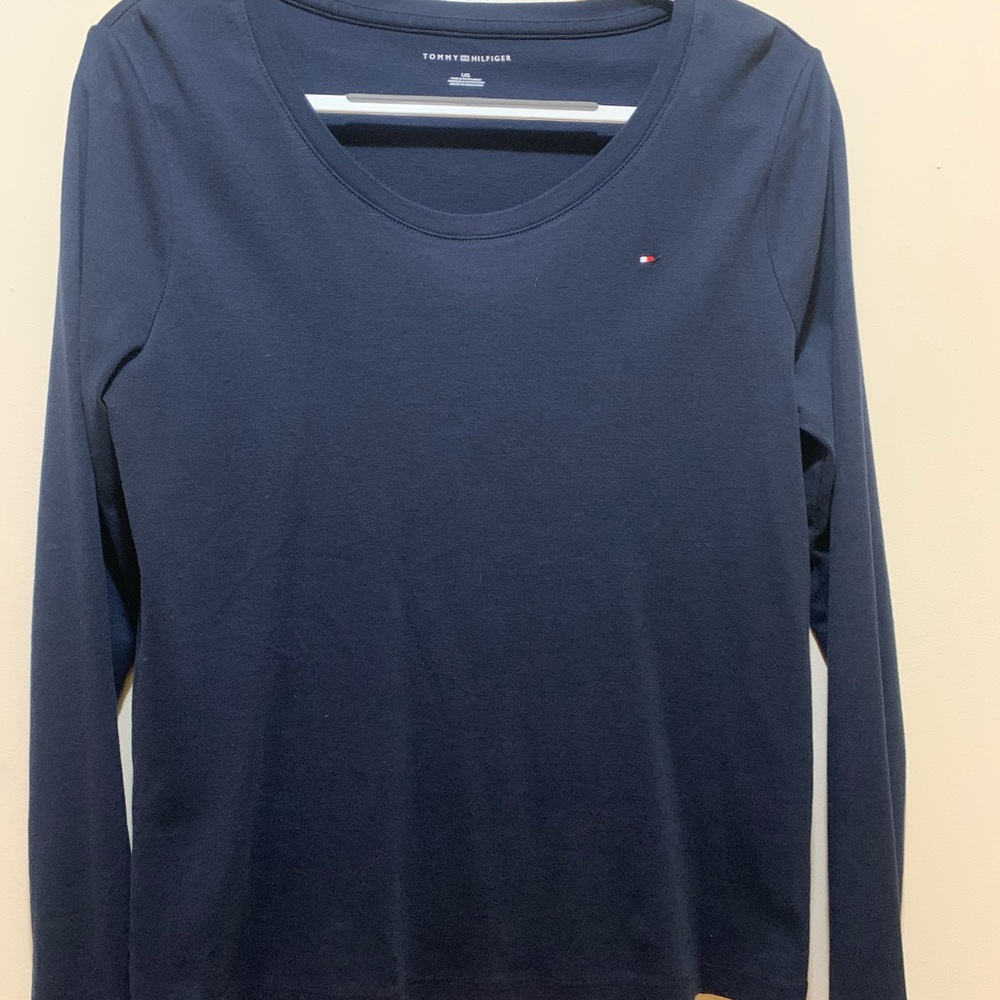 Tommy Hilfiger Women's Large Navy Long Sleeve Top